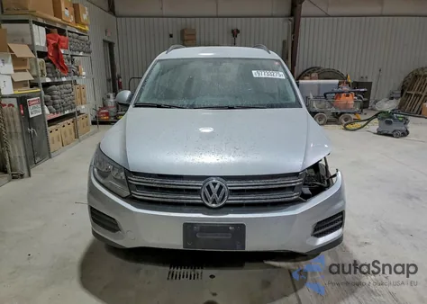 2017 Volkswagen Tiguan S z USA, uszkodzony, nr VIN WVGAV7AX5HK022890